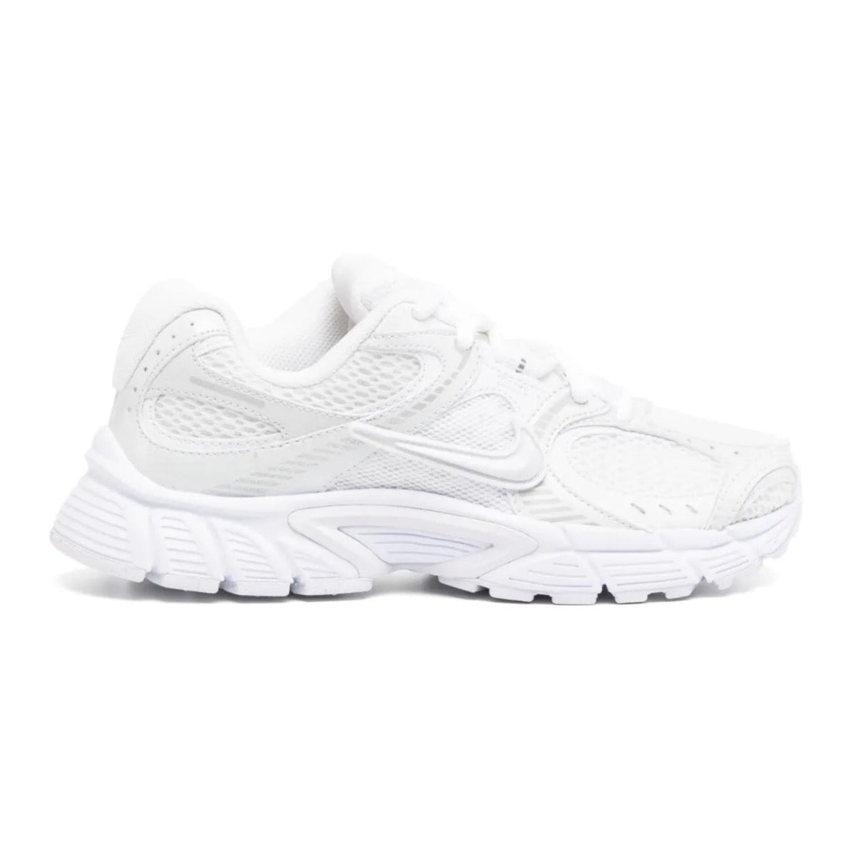 Nike V5 RNR 'All White'