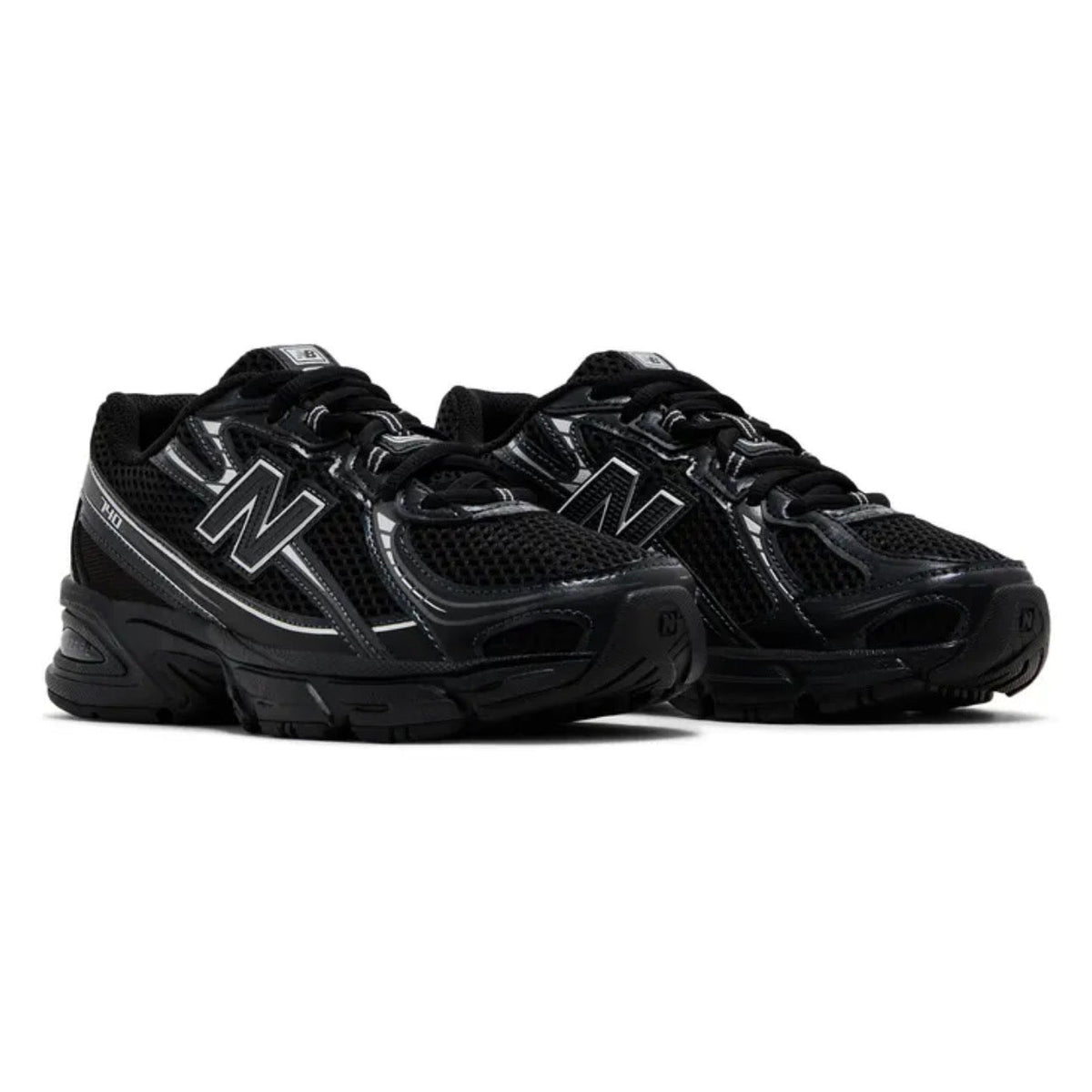 New Balance 740 Big Kid 'Black / Silver Metallic'