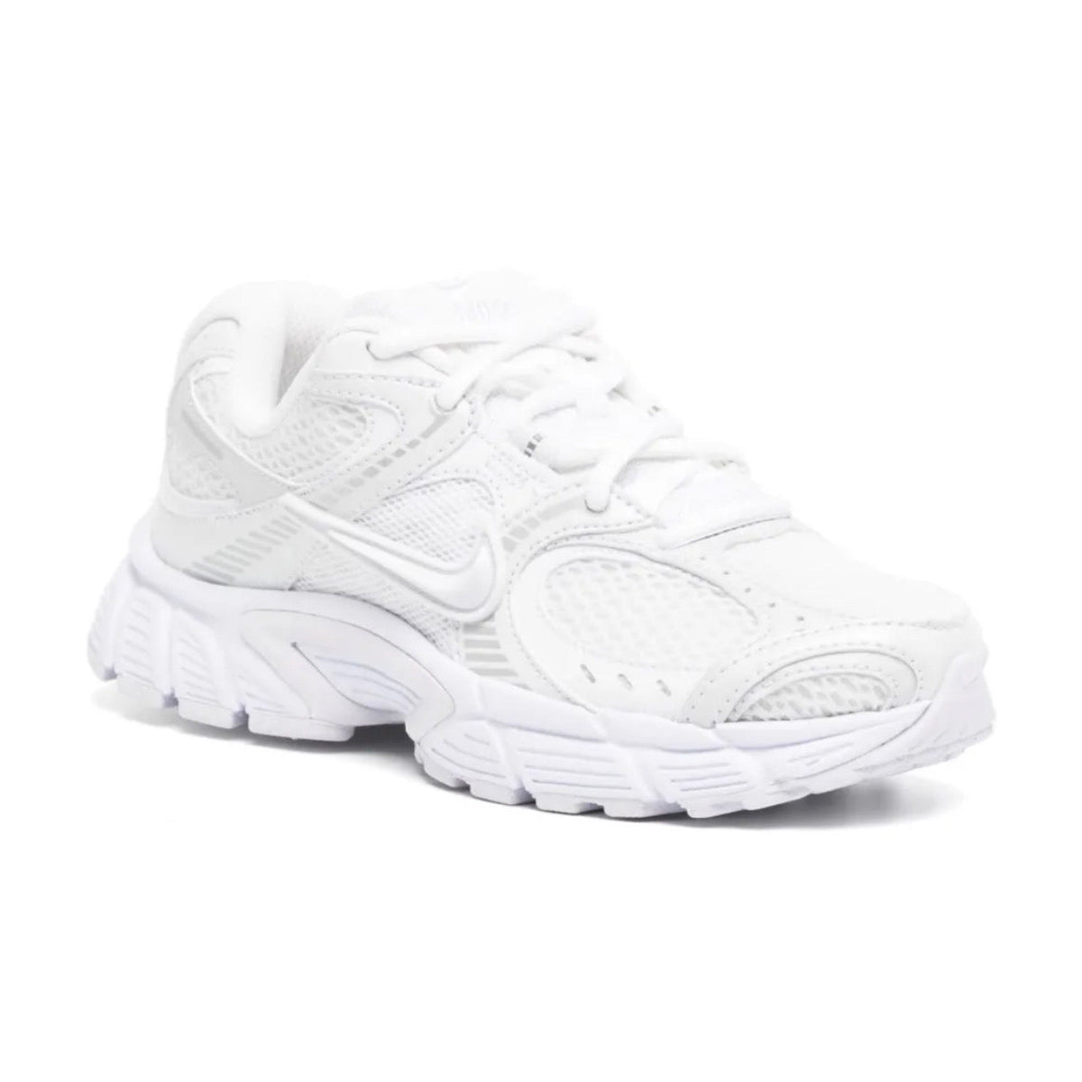 Nike V5 RNR 'All White'