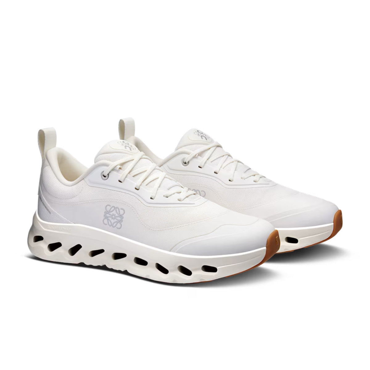 LOEWE x On Cloudtilt 2 'All White'