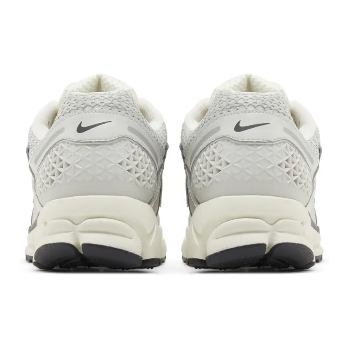 Nike Zoom Vomero 5 'Chrome'