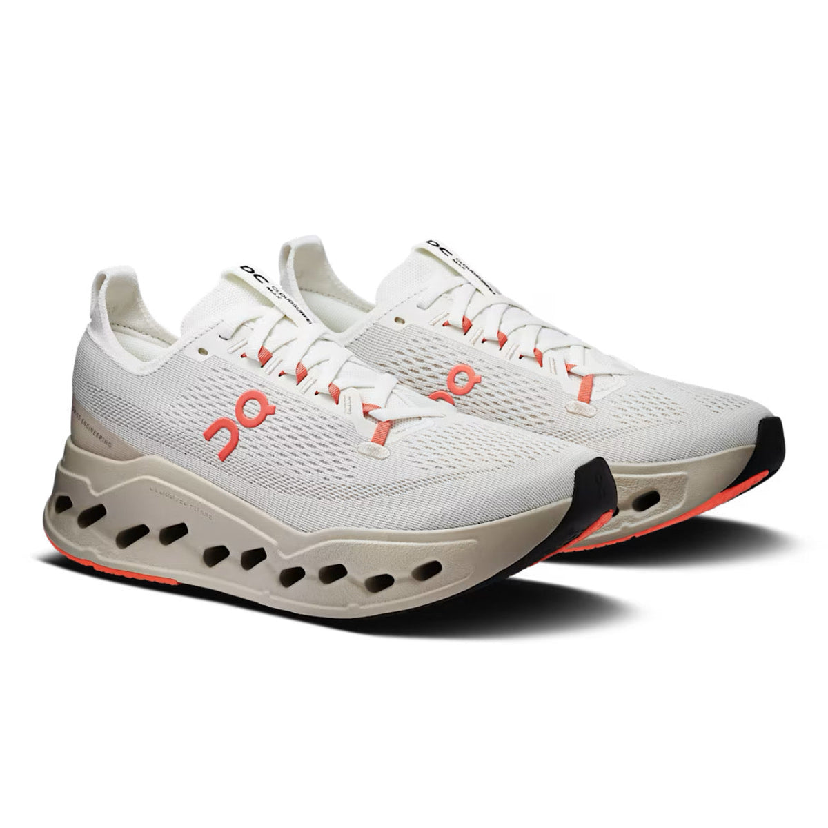 On Cloudsurfer Max 'Ivory / Salmon'
