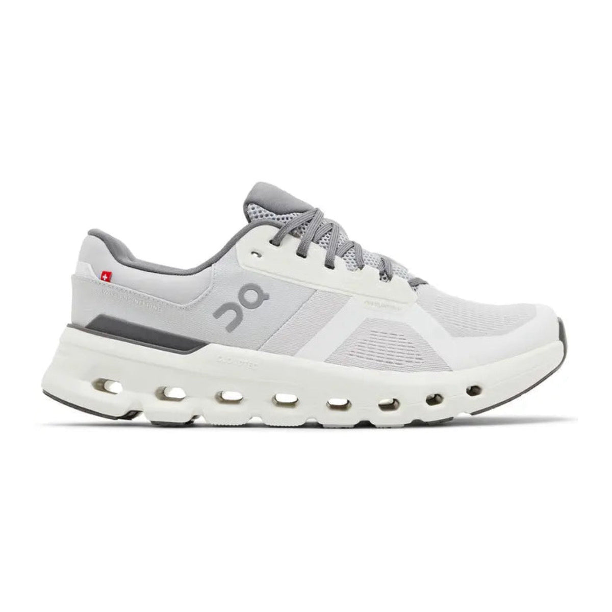 On Cloudrunner 2 'Frost / White'