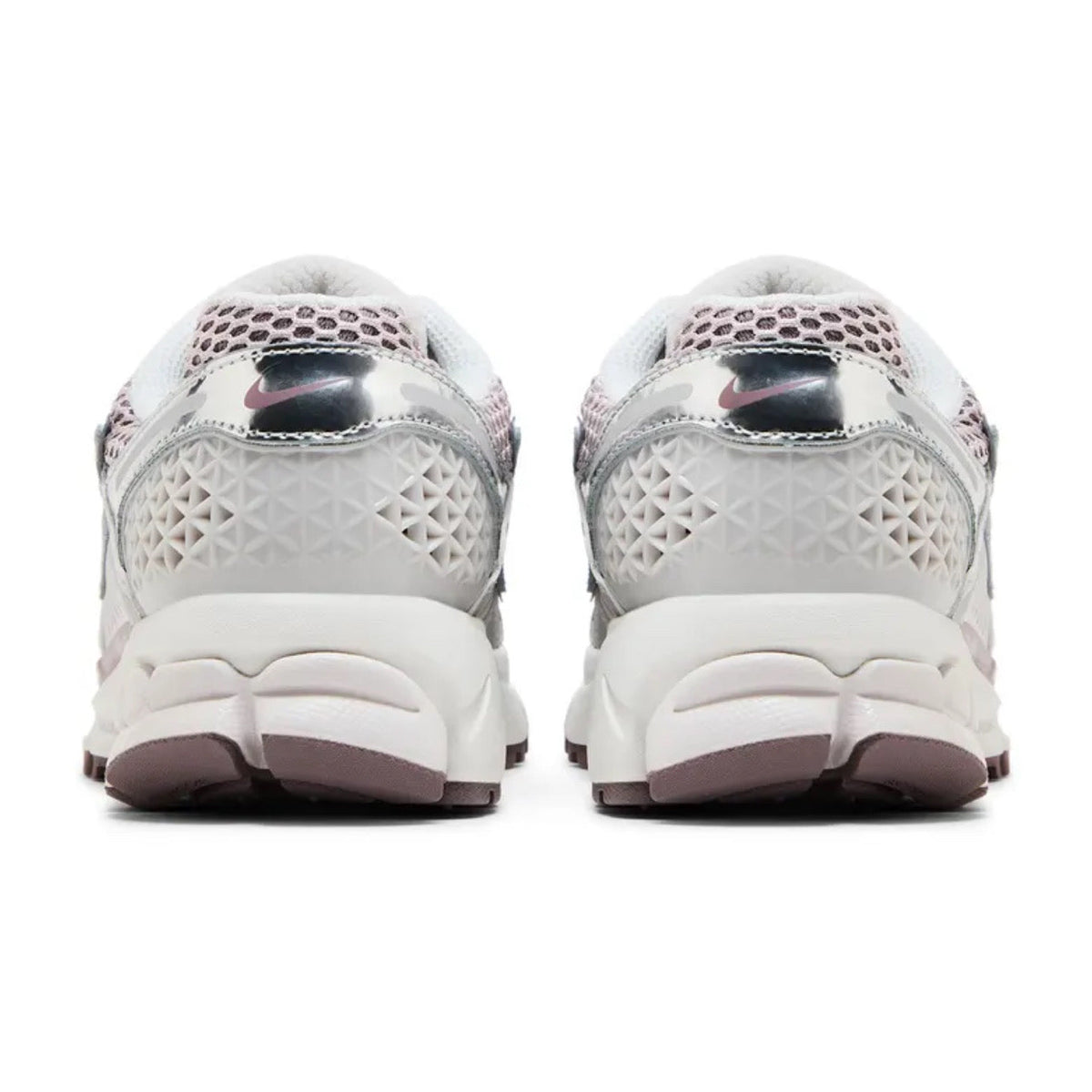 Nike Air Zoom Vomero 5 'Chrome / Platinum Violet'