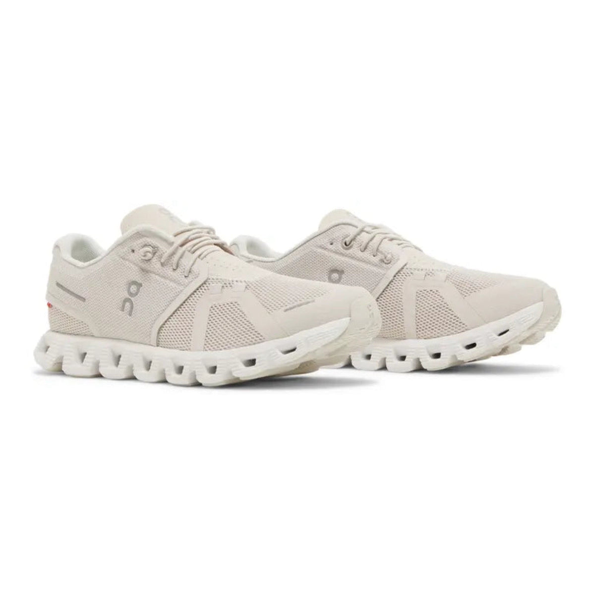 On Cloud 5 'Pearl / White'