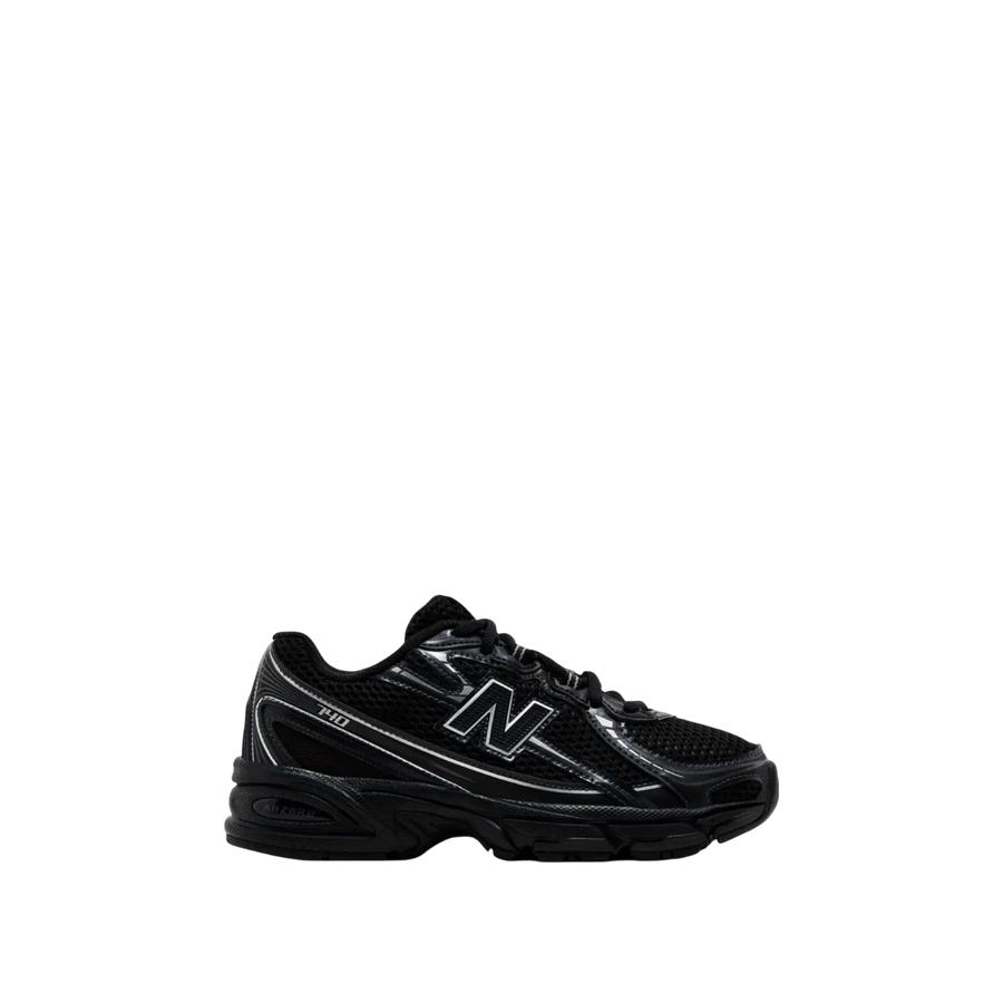 New Balance 740 Big Kid 'Black / Silver Metallic'