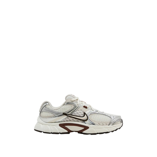 Nike V5 RNR 'Sail / Fauna Brown'