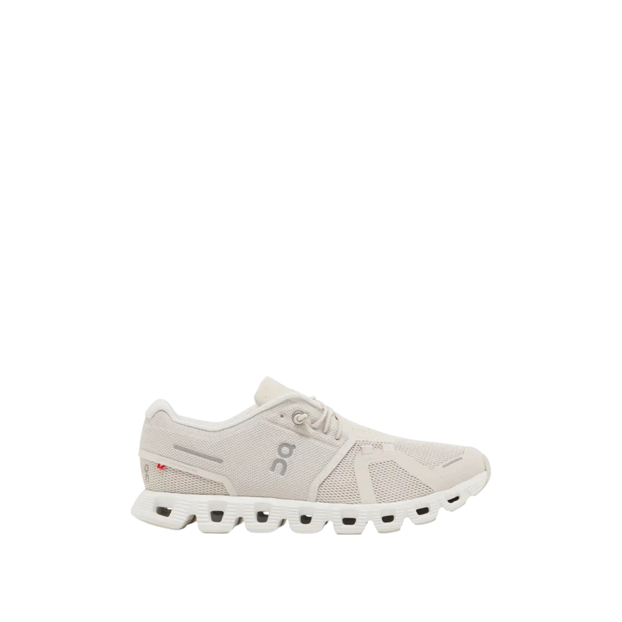On Cloud 5 'Pearl / White'